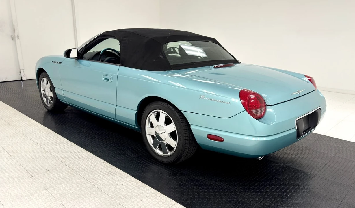 2002 Ford Thunderbird 11th Gen - Image 8 of 12