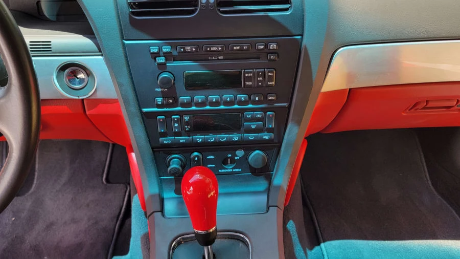2002 Ford Thunderbird 11th Gen - Image 6 of 19