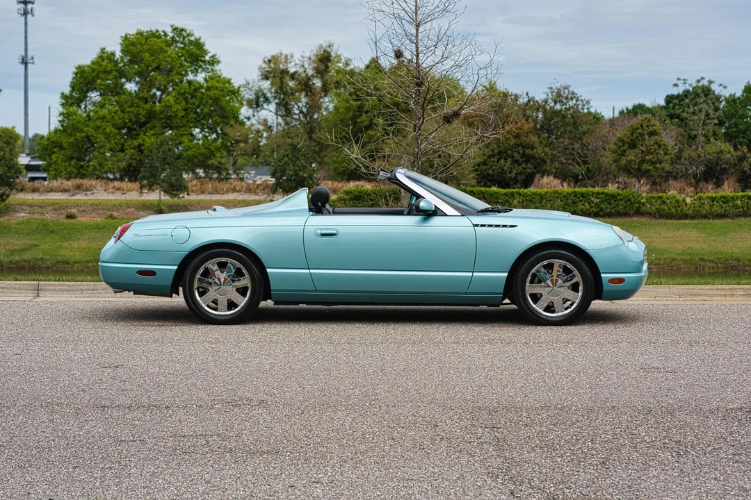 2002 Ford Thunderbird 11th Gen - Image 7 of 21