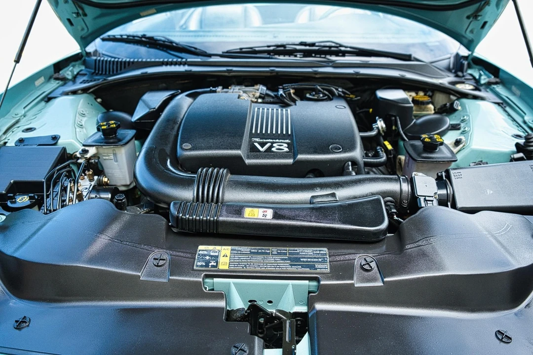 2002 Ford Thunderbird 11th Gen - Image 11 of 21