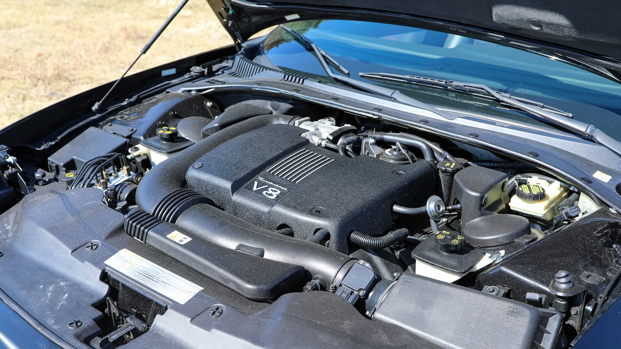 2002 Ford Thunderbird 11th Gen - Image 9 of 29
