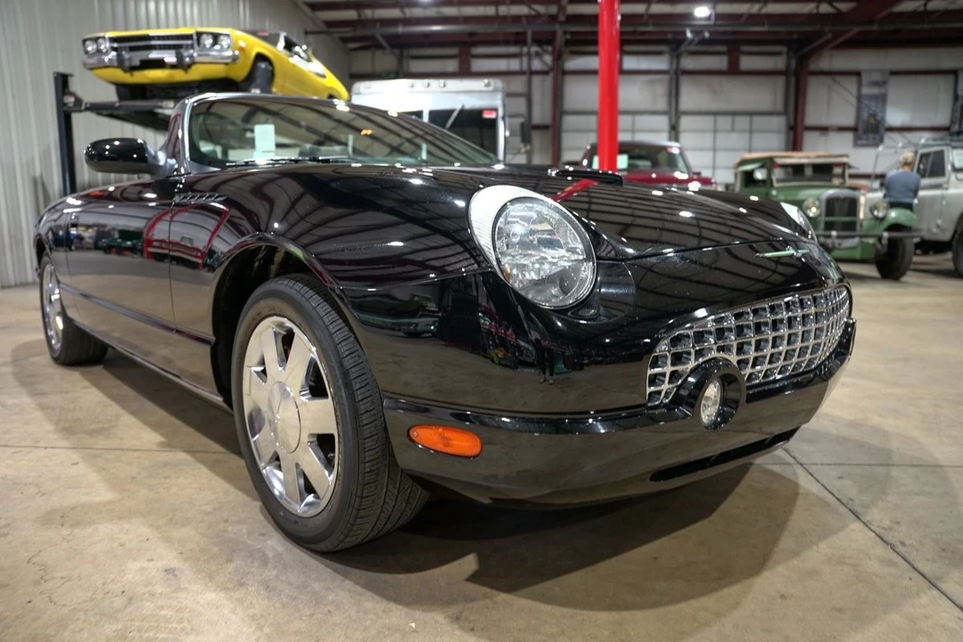 2002 Ford Thunderbird 11th Gen - Image 12 of 12