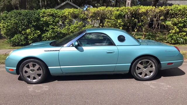 2002 Ford Thunderbird 11th Gen - Image 2 of 10