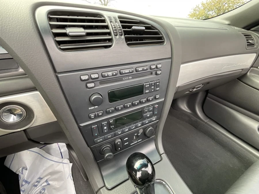 2002 Ford Thunderbird 11th Gen - Image 9 of 12