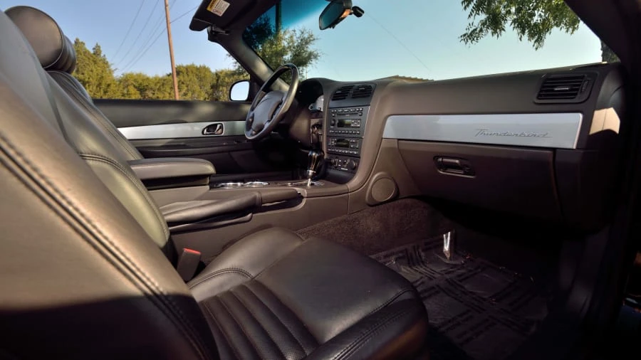 2002 Ford Thunderbird 11th Gen - Image 5 of 31