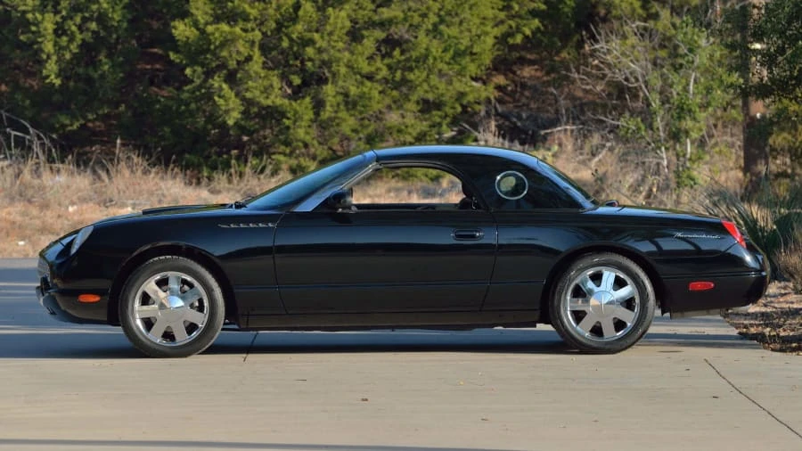2002 Ford Thunderbird 11th Gen - Image 8 of 31