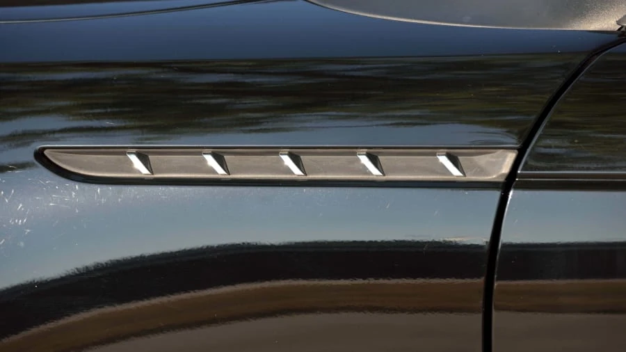 2002 Ford Thunderbird 11th Gen - Image 18 of 31