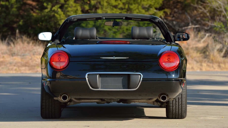 2002 Ford Thunderbird 11th Gen - Image 27 of 31