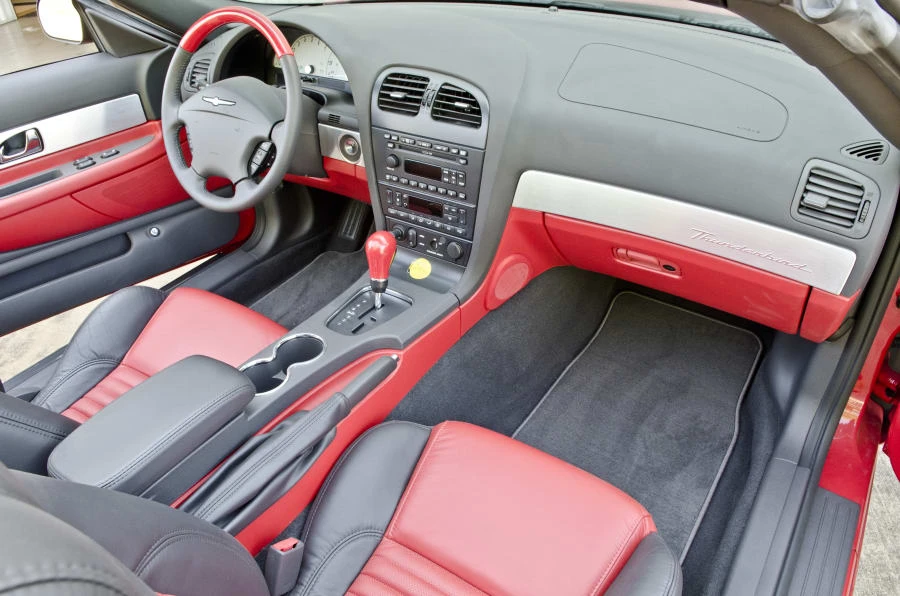 2002 Ford Thunderbird 11th Gen - Image 4 of 8