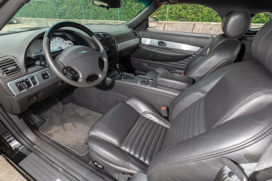 2002 Ford Thunderbird 11th Gen - Image 25 of 29
