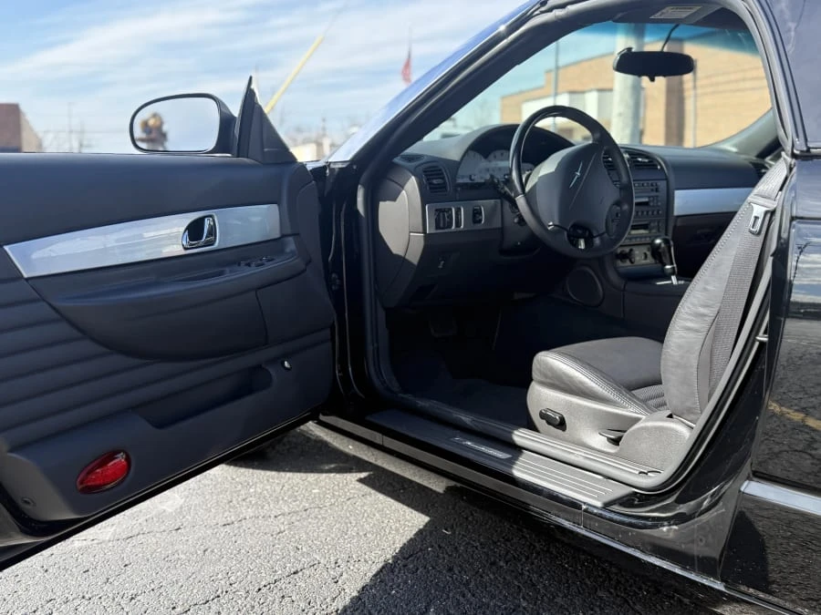 2002 Ford Thunderbird 11th Gen - Image 7 of 10