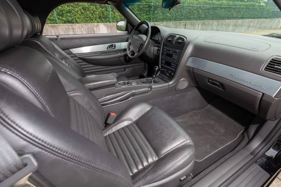 2002 Ford Thunderbird 11th Gen - Image 21 of 29