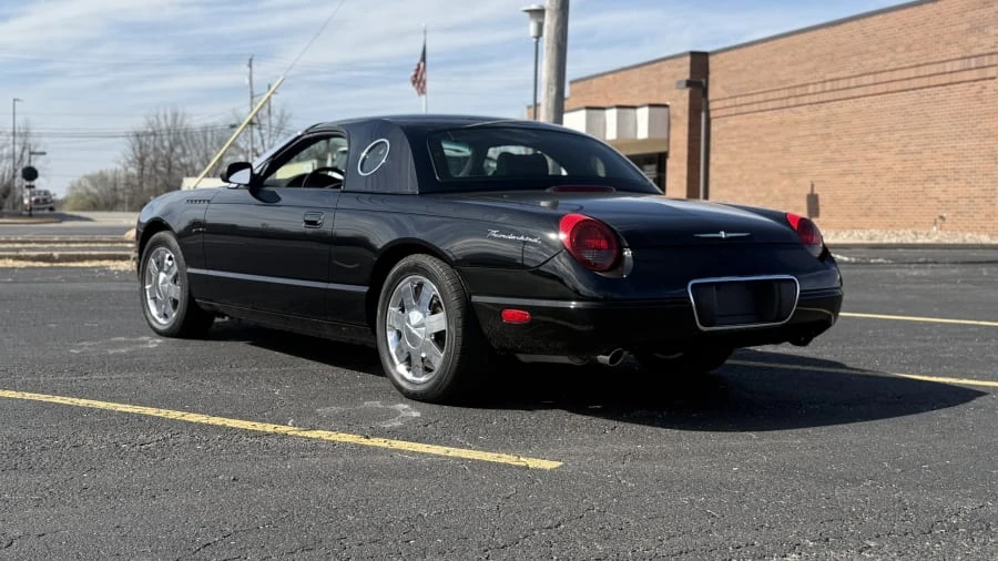 2002 Ford Thunderbird 11th Gen - Image 6 of 10