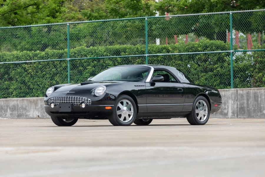 2002 Ford Thunderbird 11th Gen - Image 17 of 29