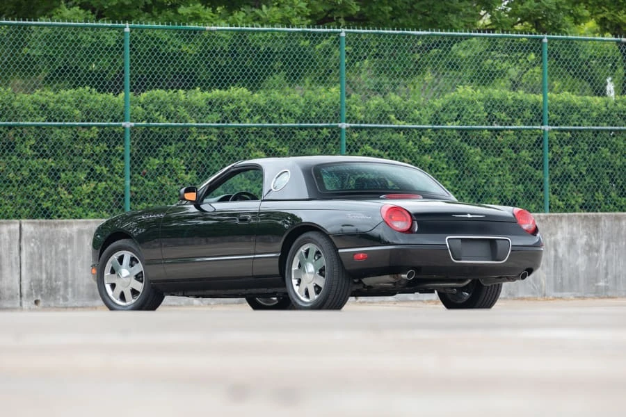2002 Ford Thunderbird 11th Gen - Image 20 of 29