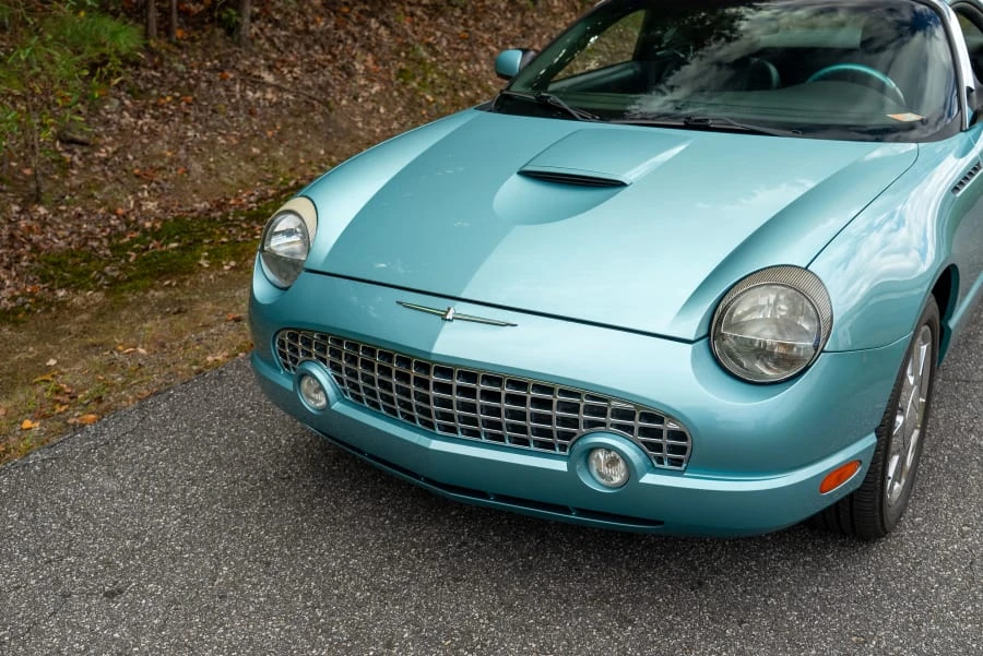 2002 Ford Thunderbird 11th Gen - Image 23 of 31