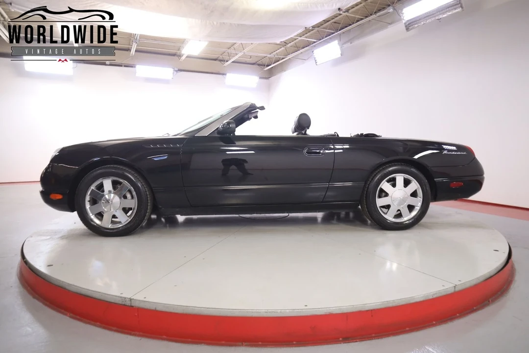 2002 Ford Thunderbird 11th Gen - Image 3 of 12