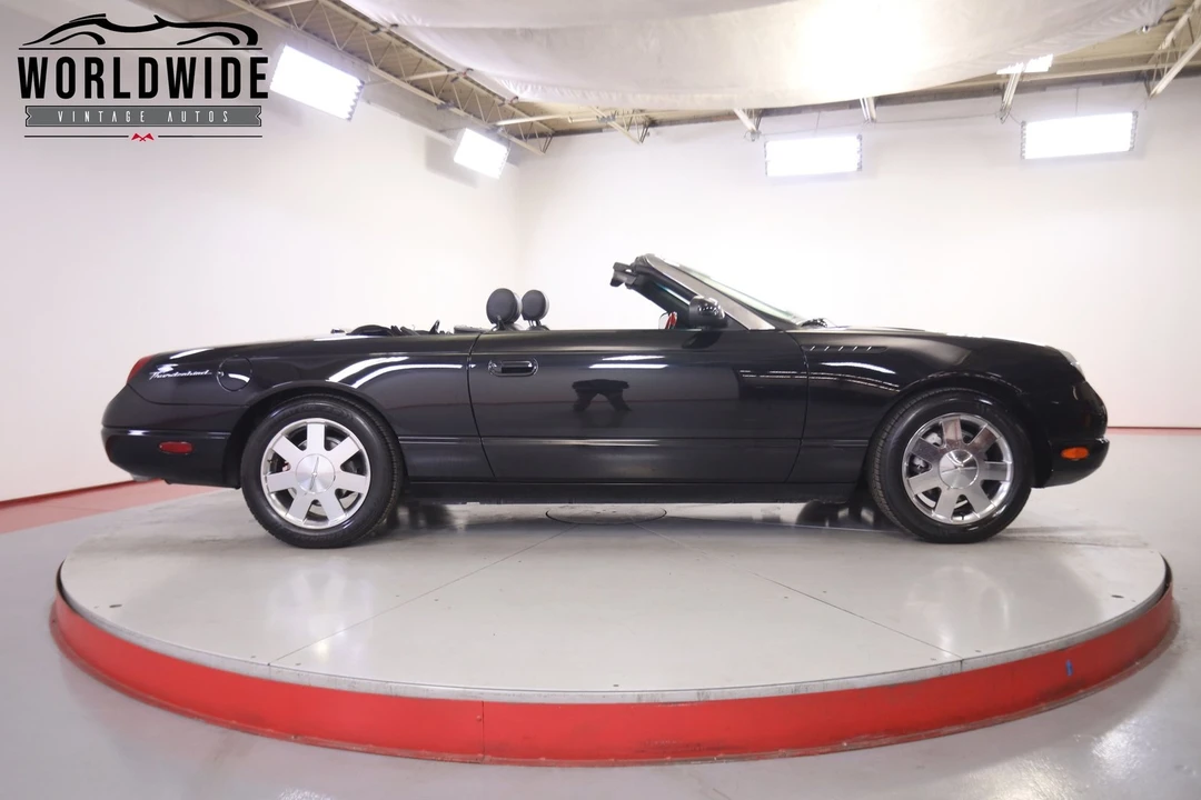 2002 Ford Thunderbird 11th Gen - Image 4 of 12