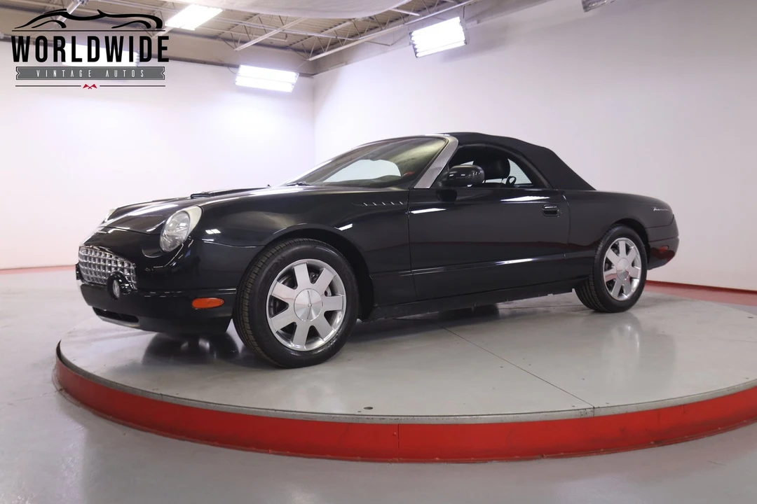 2002 Ford Thunderbird 11th Gen - Image 7 of 12