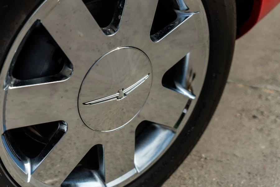 2002 Ford Thunderbird 11th Gen - Image 18 of 31