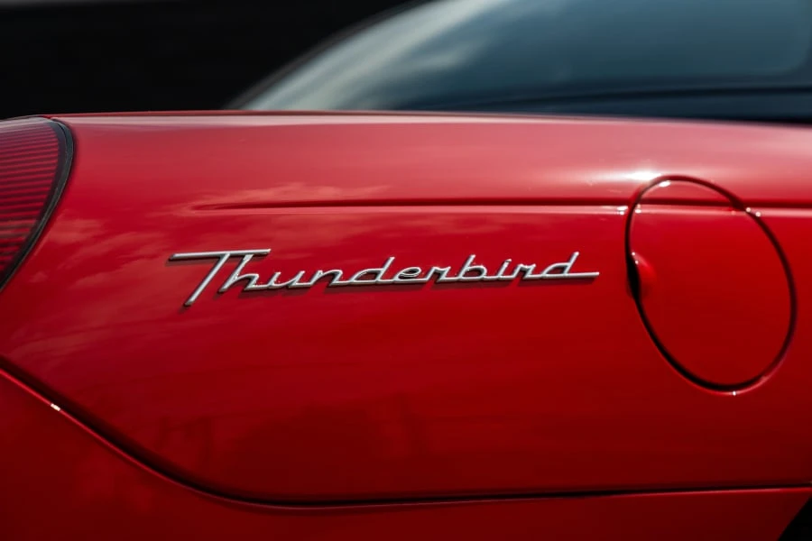 2002 Ford Thunderbird 11th Gen - Image 11 of 31