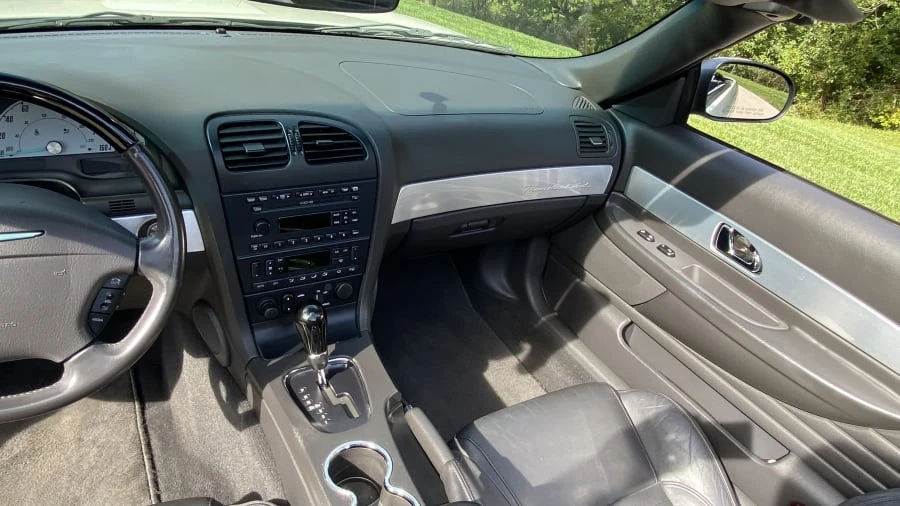 2002 Ford Thunderbird 11th Gen - Image 7 of 23
