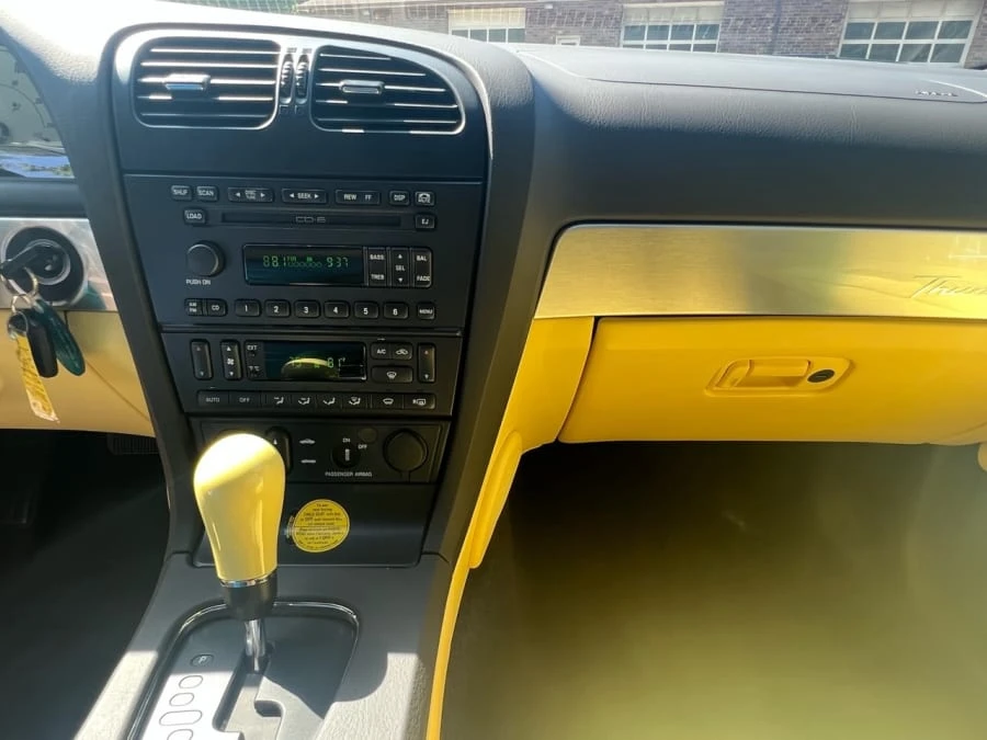 2002 Ford Thunderbird 11th Gen - Image 17 of 26