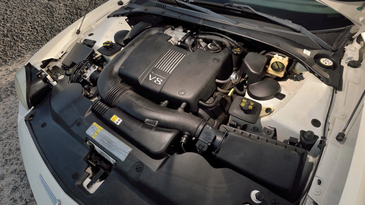 2002 Ford Thunderbird 11th Gen - Image 6 of 31