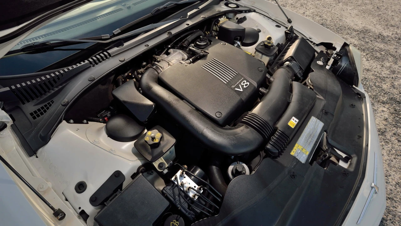 2002 Ford Thunderbird 11th Gen - Image 7 of 31