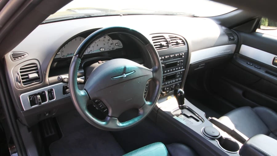 2002 Ford Thunderbird 11th Gen - Image 4 of 31