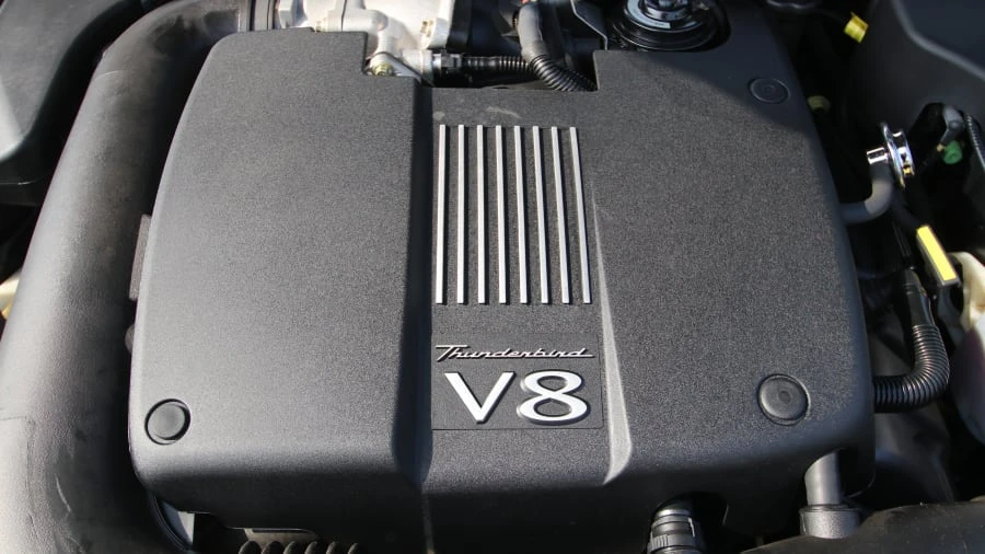 2002 Ford Thunderbird 11th Gen - Image 10 of 31