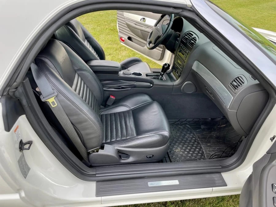 2002 Ford Thunderbird 11th Gen - Image 10 of 15