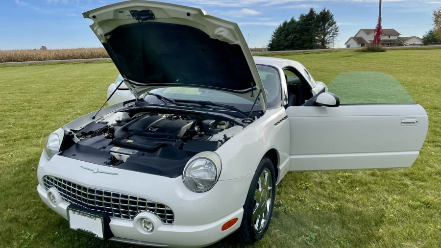 2002 Ford Thunderbird 11th Gen - Image 14 of 15