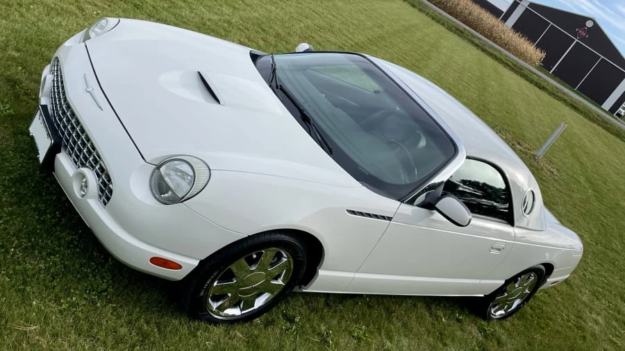 2002 Ford Thunderbird 11th Gen - Image 6 of 15