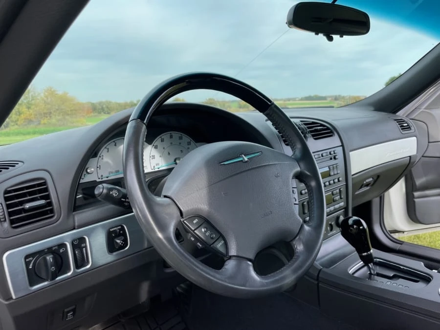 2002 Ford Thunderbird 11th Gen - Image 11 of 15