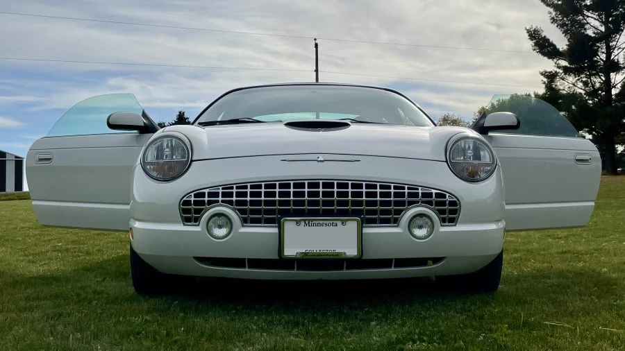 2002 Ford Thunderbird 11th Gen - Image 3 of 15