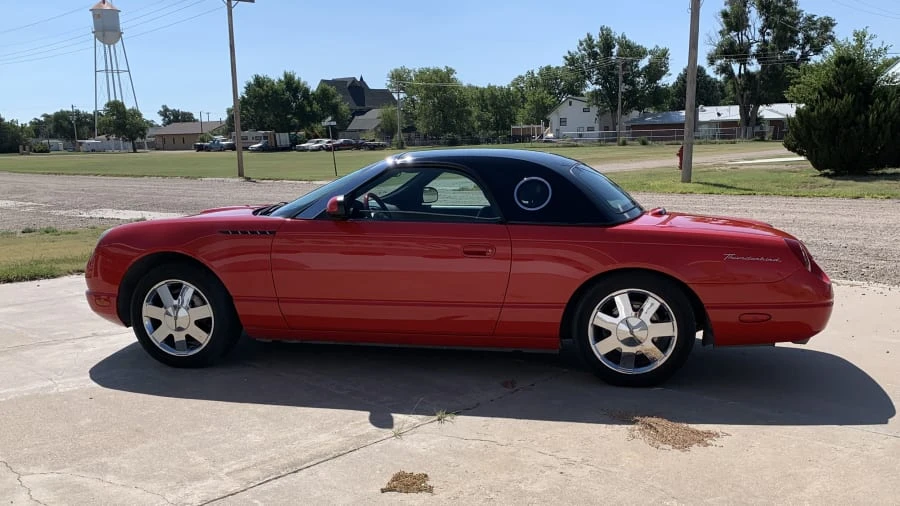 2002 Ford Thunderbird 11th Gen - Image 2 of 8