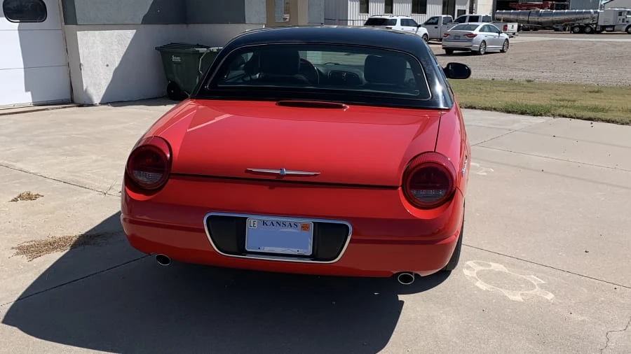 2002 Ford Thunderbird 11th Gen - Image 3 of 8