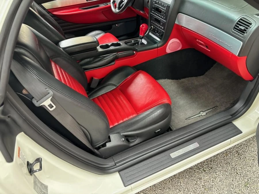 2002 Ford Thunderbird 11th Gen - Image 17 of 23