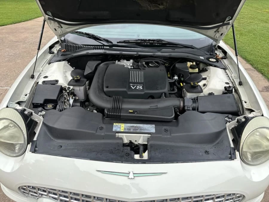 2002 Ford Thunderbird 11th Gen - Image 21 of 23