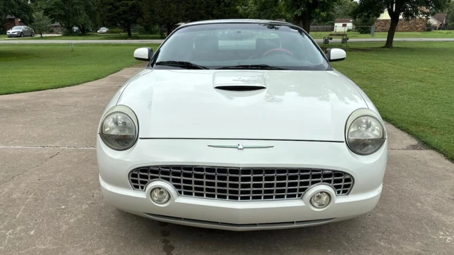 2002 Ford Thunderbird 11th Gen - Image 4 of 23