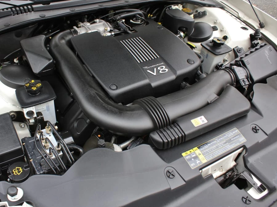 2002 Ford Thunderbird 11th Gen - Image 7 of 10