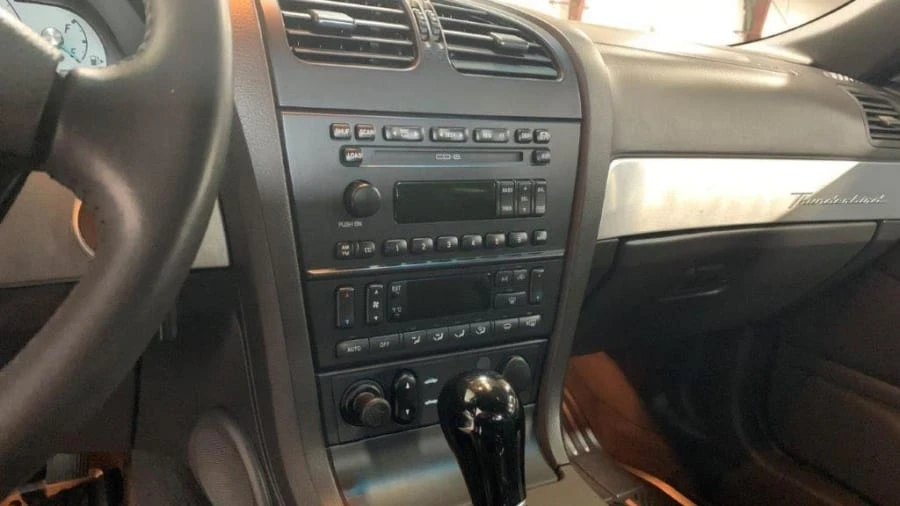 2002 Ford Thunderbird 11th Gen - Image 5 of 8