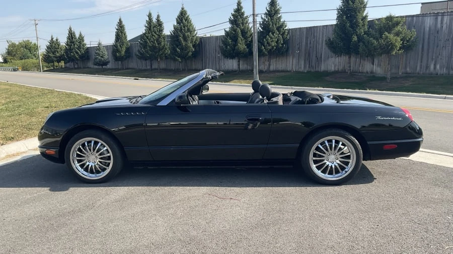 2002 Ford Thunderbird 11th Gen - Image 2 of 13
