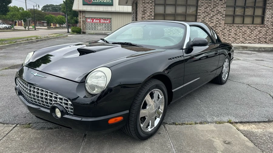 2002 Ford Thunderbird 11th Gen - Image 4 of 9