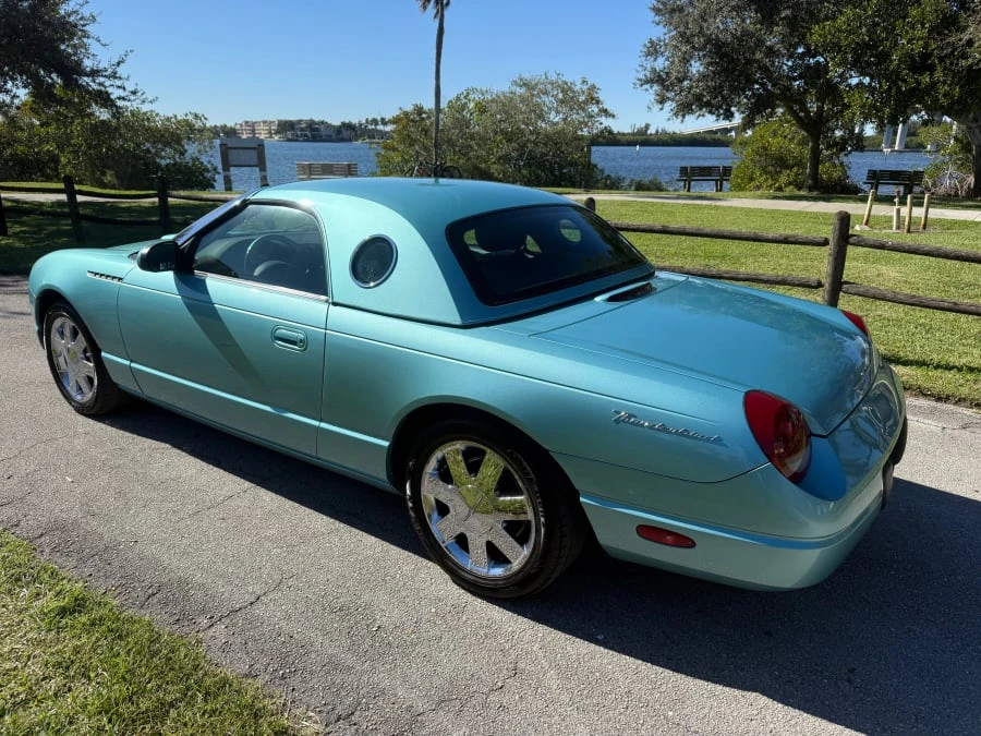 2002 Ford Thunderbird 11th Gen - Image 3 of 12
