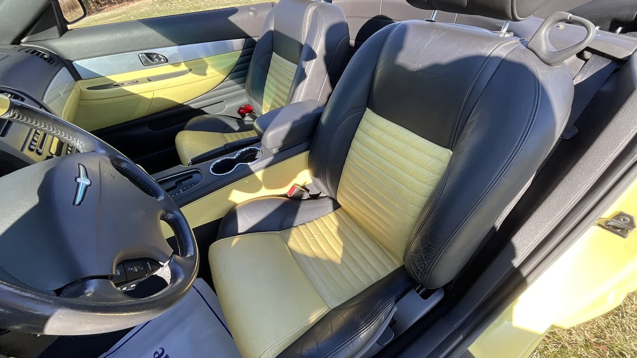 2002 Ford Thunderbird 11th Gen - Image 7 of 16
