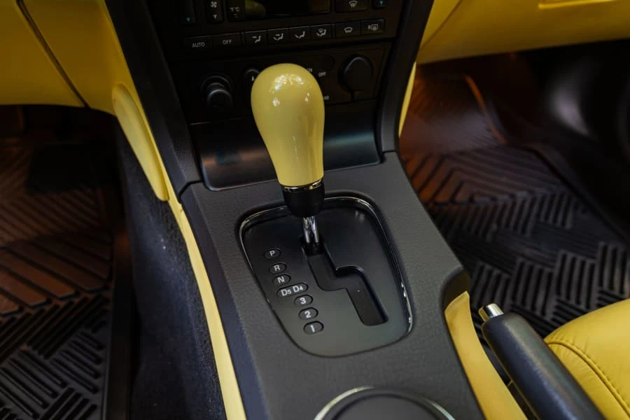 2002 Ford Thunderbird 11th Gen - Image 23 of 30