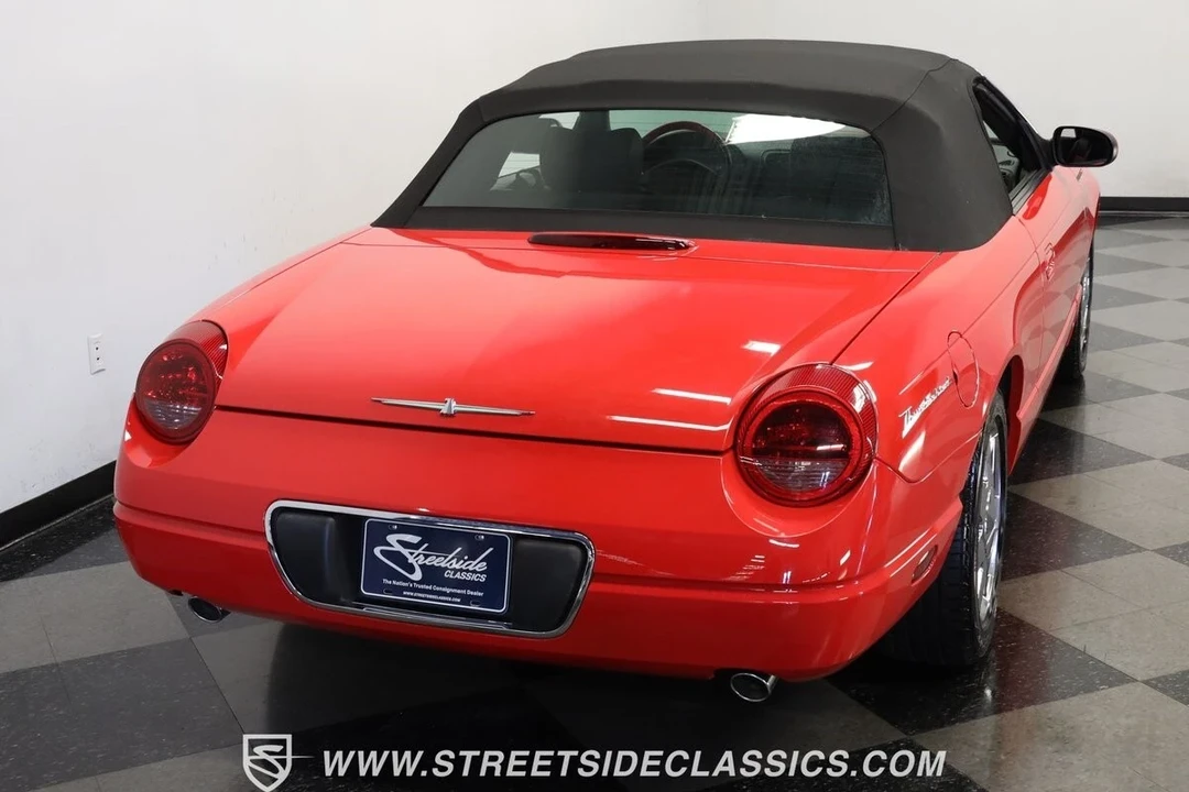 2002 Ford Thunderbird 10th Gen - Image 10 of 12