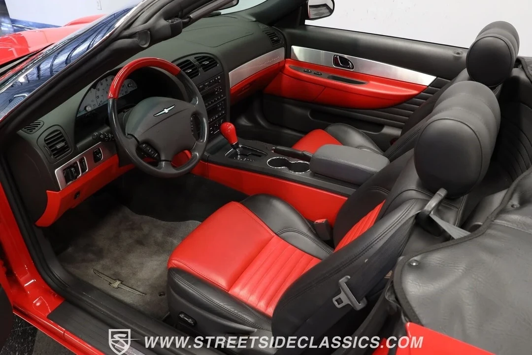 2002 Ford Thunderbird 10th Gen - Image 5 of 12